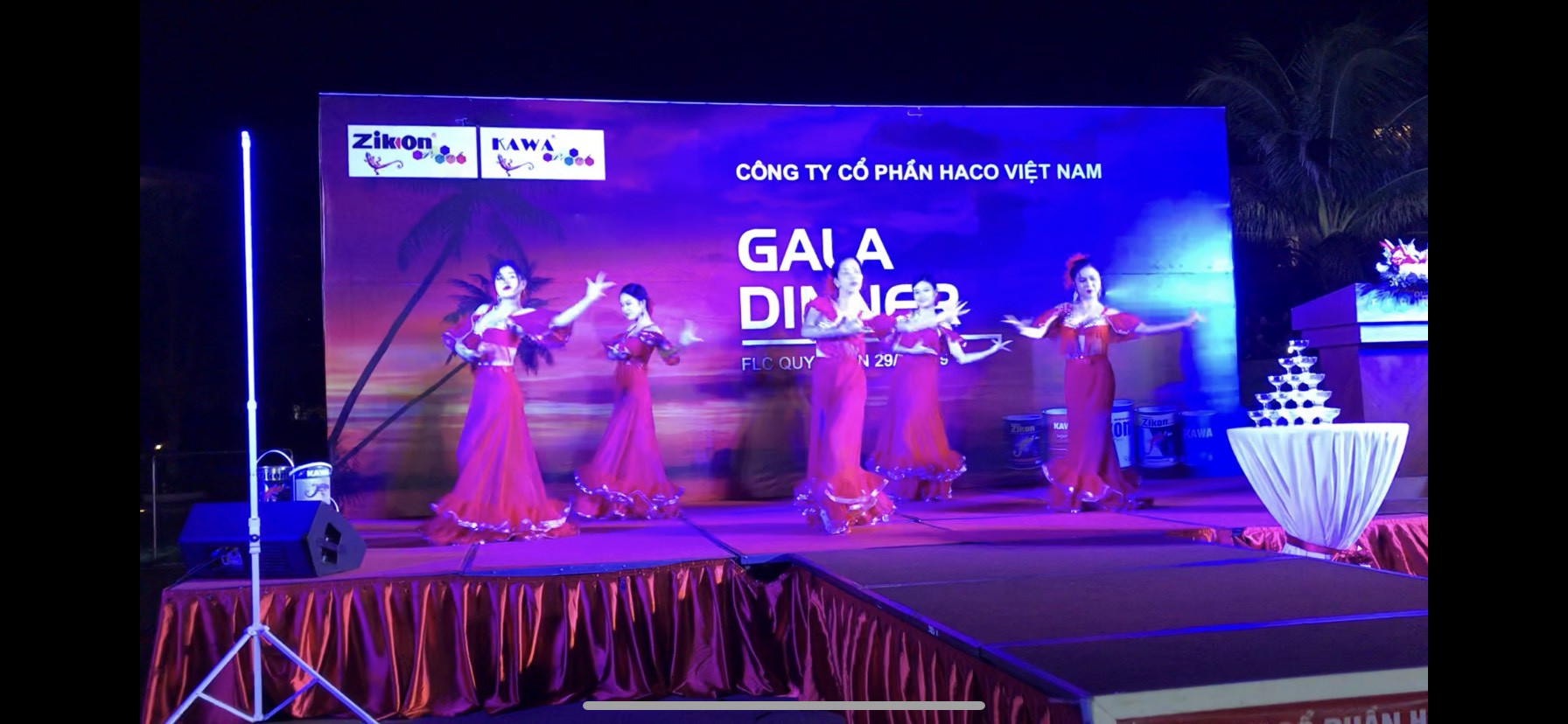 Vũ điệu sôi động bên bờ biển FLC Resort Quy Nhơn 2019 Sơn ZIKON,KAWA